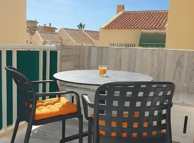 Mareverde 2h8 شقة *