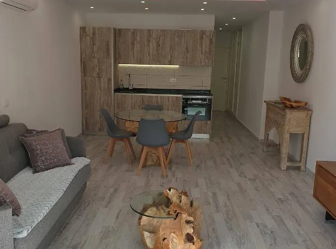 Mareverde 2h8 דירה אדחה