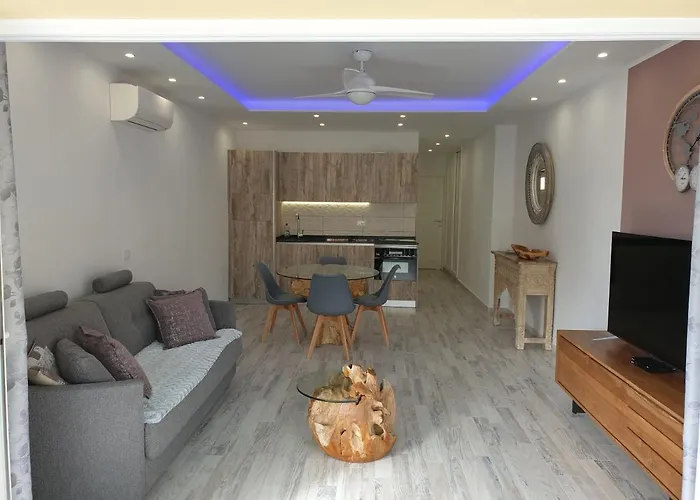 דירה Mareverde 2h8 *